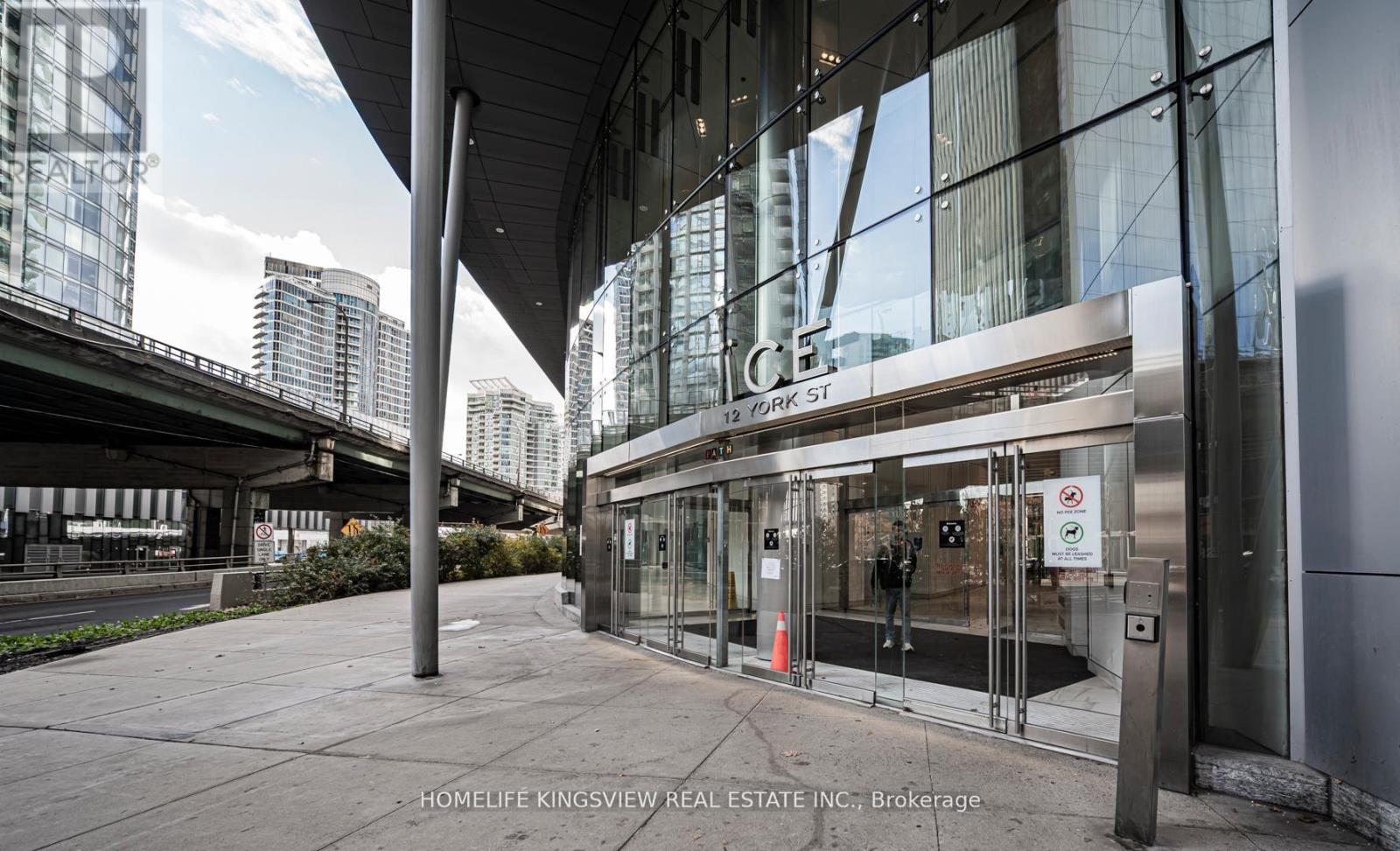 #1001 12 YORK STREET - 5