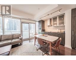 1001 - 12 York Street, Toronto, ON M5J0A9 Photo 11