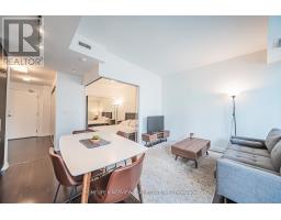 1001 - 12 York Street, Toronto, ON M5J0A9 Photo 19