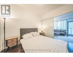 1001 - 12 York Street, Toronto, ON M5J0A9 Photo 26