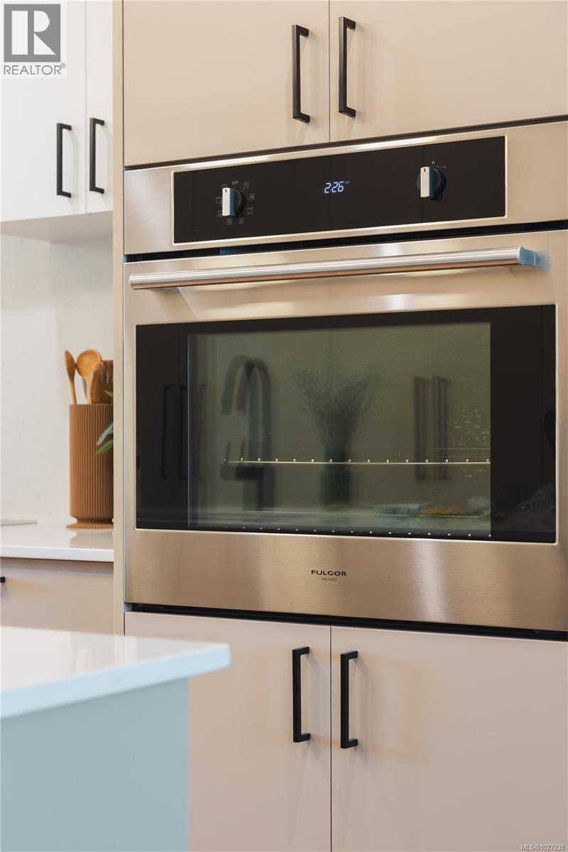 4 909 Redfern Street, Victoria