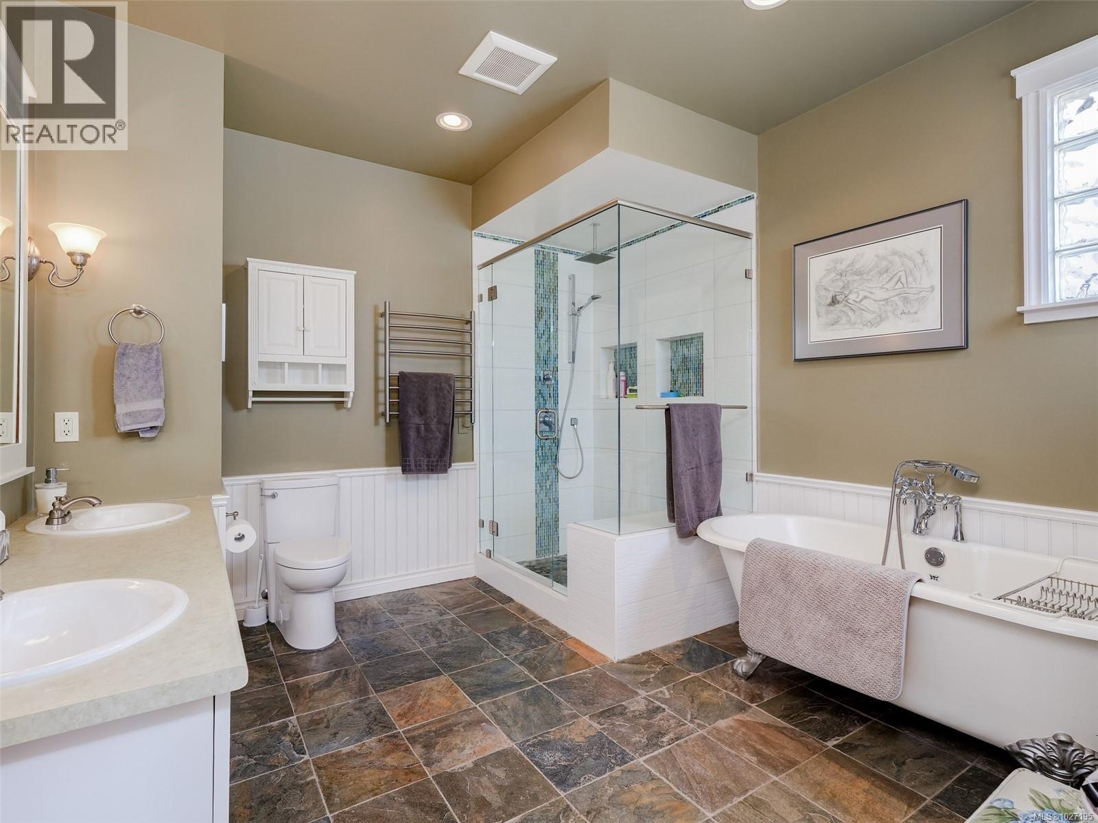 1672 Narissa Rd, Sooke