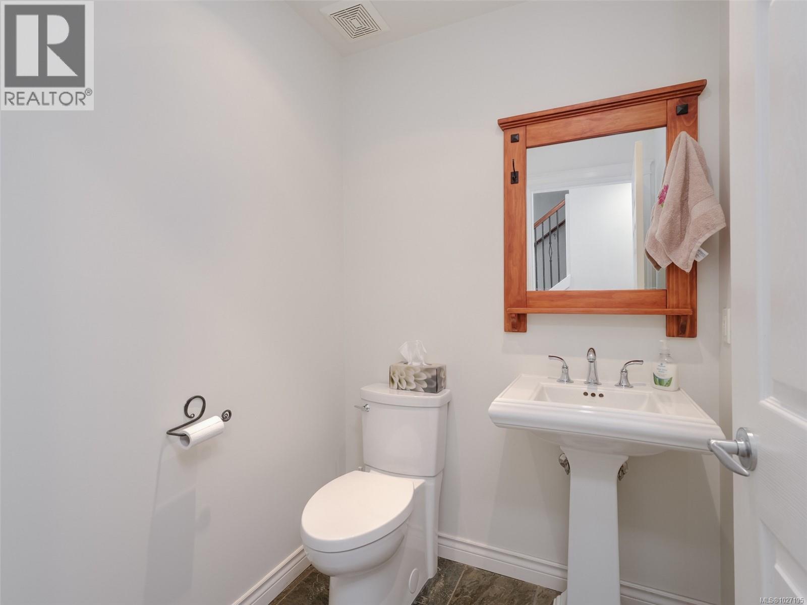 1672 Narissa Rd, Sooke