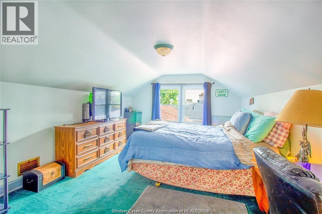 153 TALBOT STREET WEST - 18