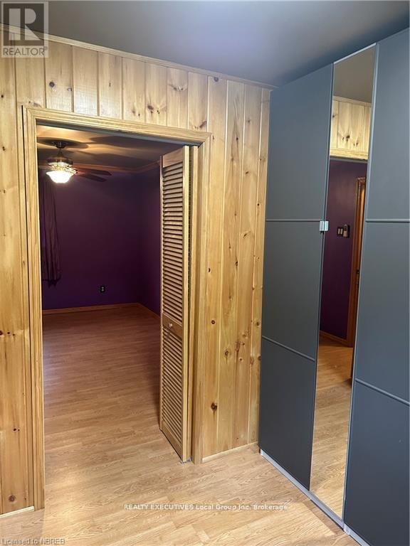 1372 VILLAGE ROAD - 11