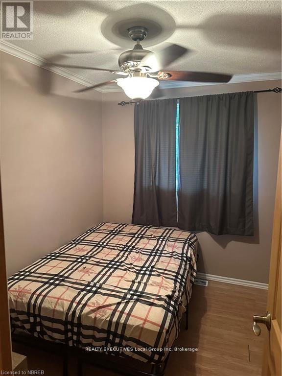1372 VILLAGE ROAD - 7