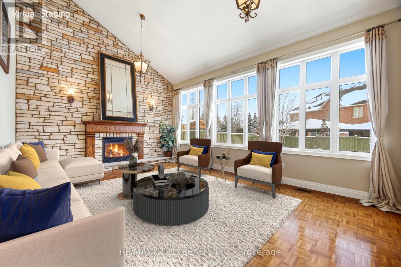 3 VALLEYCREEK DRIVE - Photo 5 of 32, Brampton (Bram East), Ontario