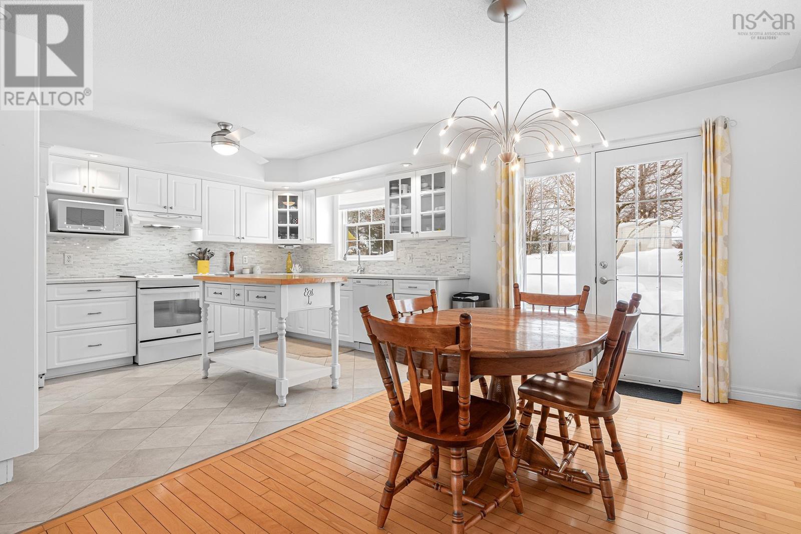 Property 29 of 51 of 32 Falcon Crest Court