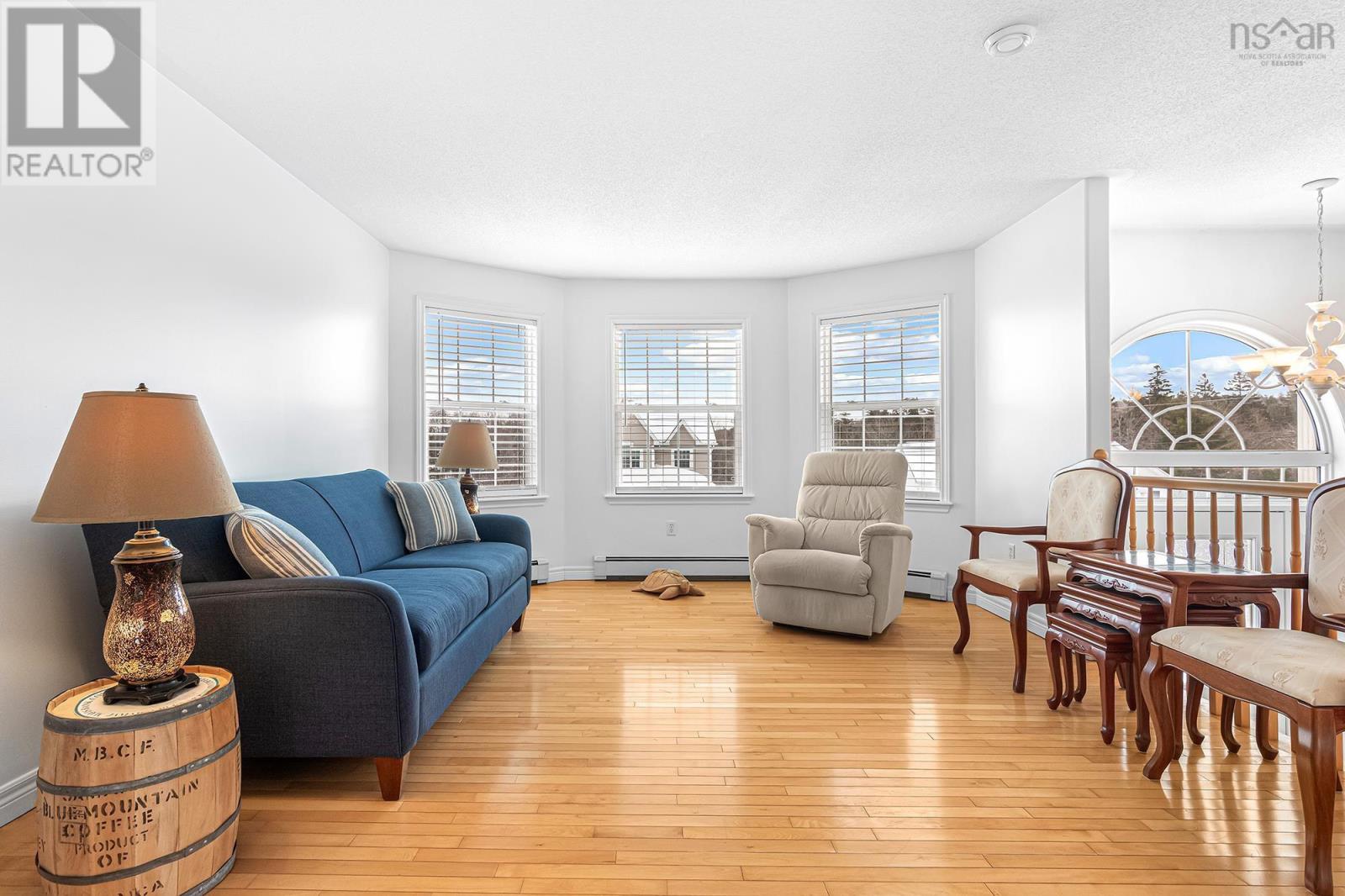 Property 26 of 51 of 32 Falcon Crest Court