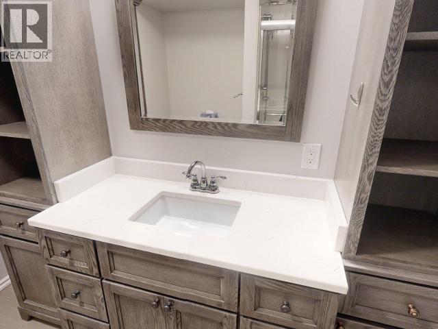 101-4421 ONTARIO AVE, Powell River