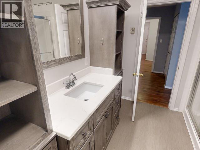 101-4421 ONTARIO AVE, Powell River