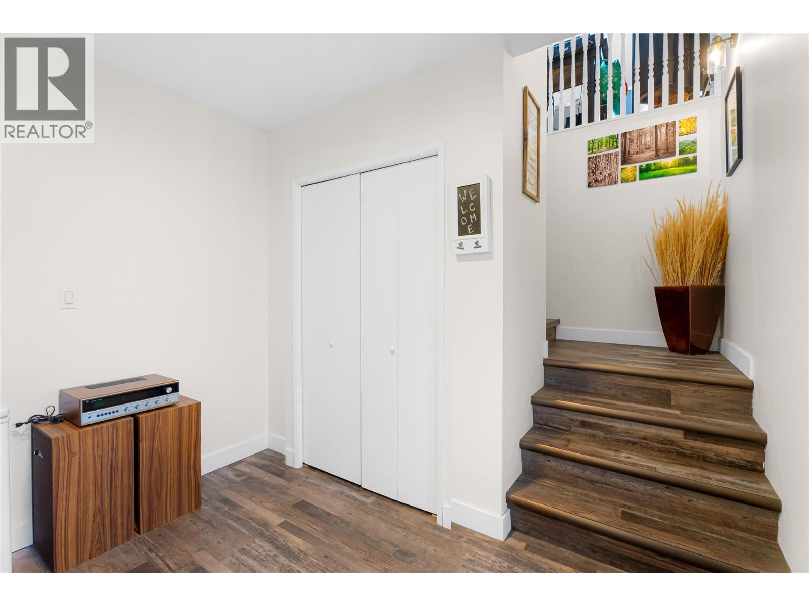 1616 HILLCREST Avenue - Photo 4 of 35, Kamloops, British Columbia