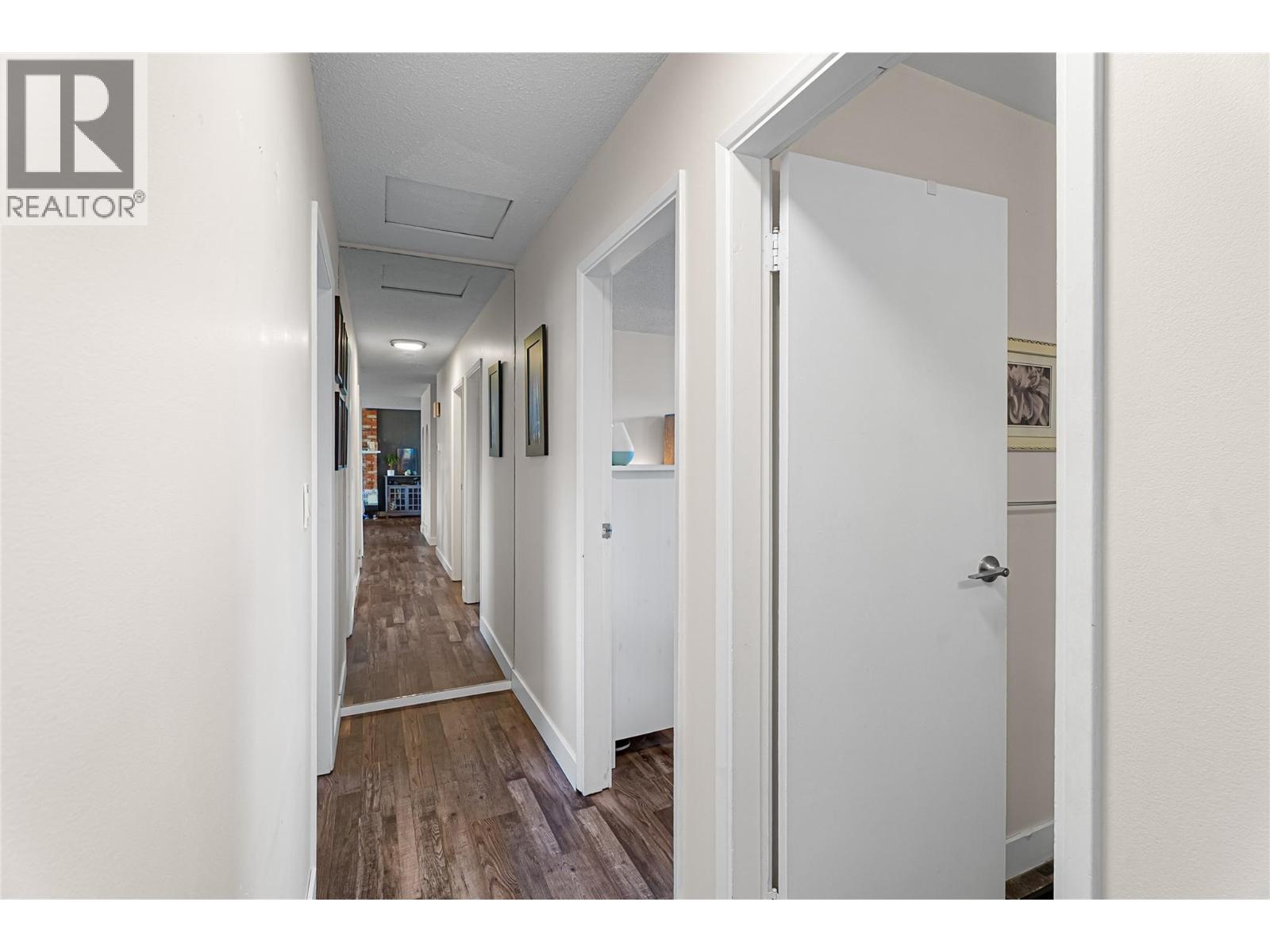 1616 HILLCREST AVENUE - 14