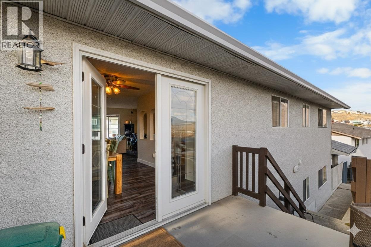 1616 HILLCREST AVENUE - 20