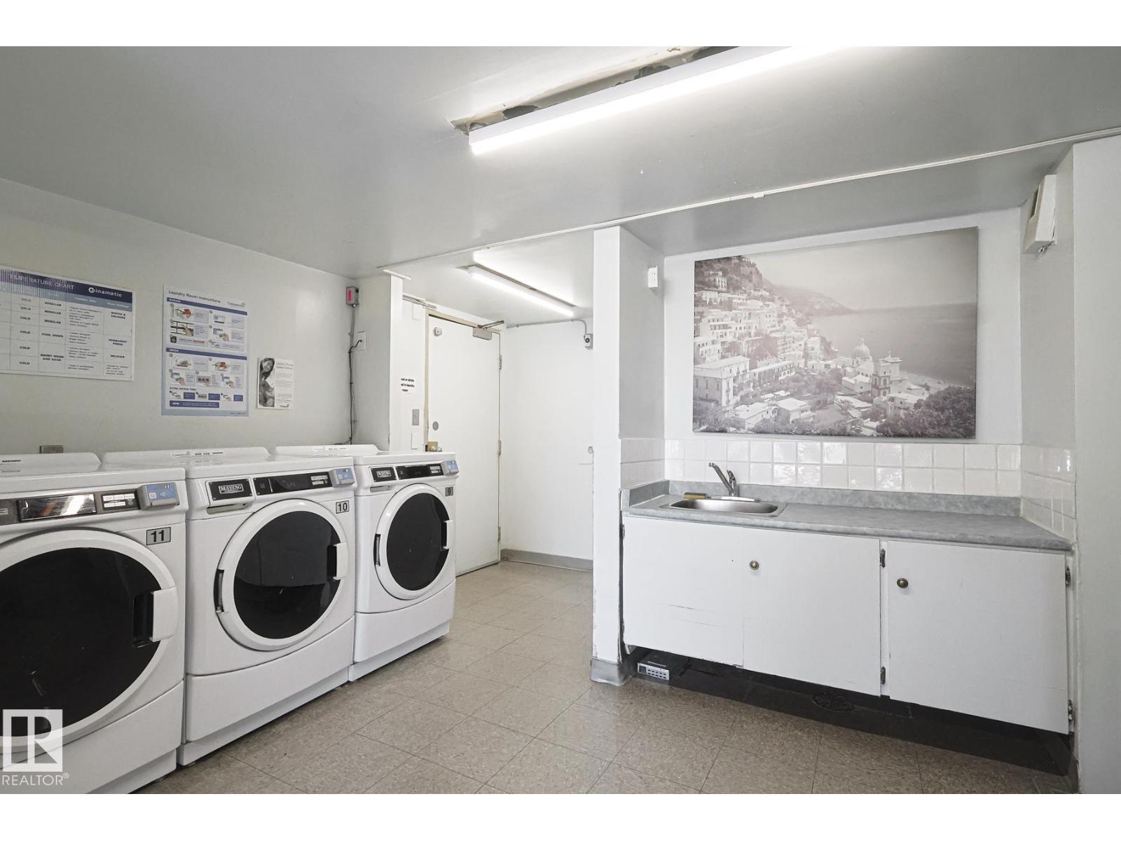 
          147 8745 165 ST NW NW
            <br/>
            <span>Edmonton</span>
            , 
            <span>AB</span>
             <span>T5R2R7</span>
         - Photo 9