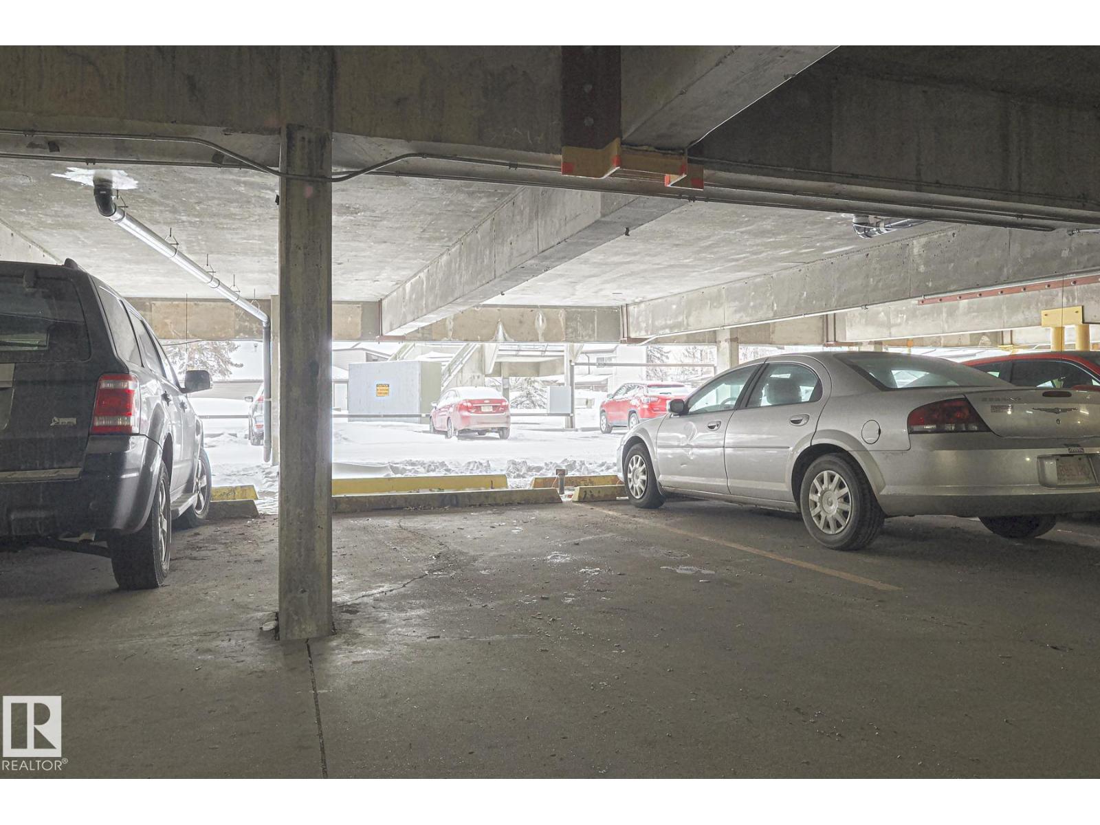 
          147 8745 165 ST NW NW
            <br/>
            <span>Edmonton</span>
            , 
            <span>AB</span>
             <span>T5R2R7</span>
         - Photo 19