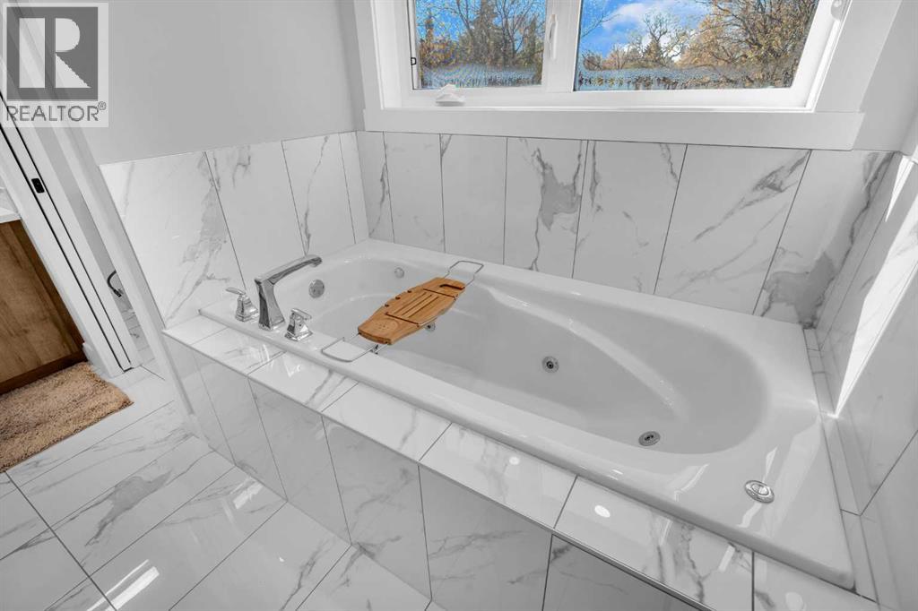 Single Family House for Sale in  a Street SE Inglewood Calgary 