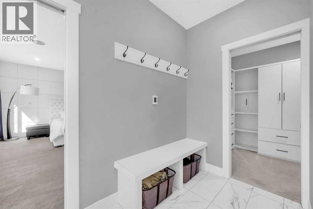 Single Family House for Sale in  a Street SE Inglewood Calgary 