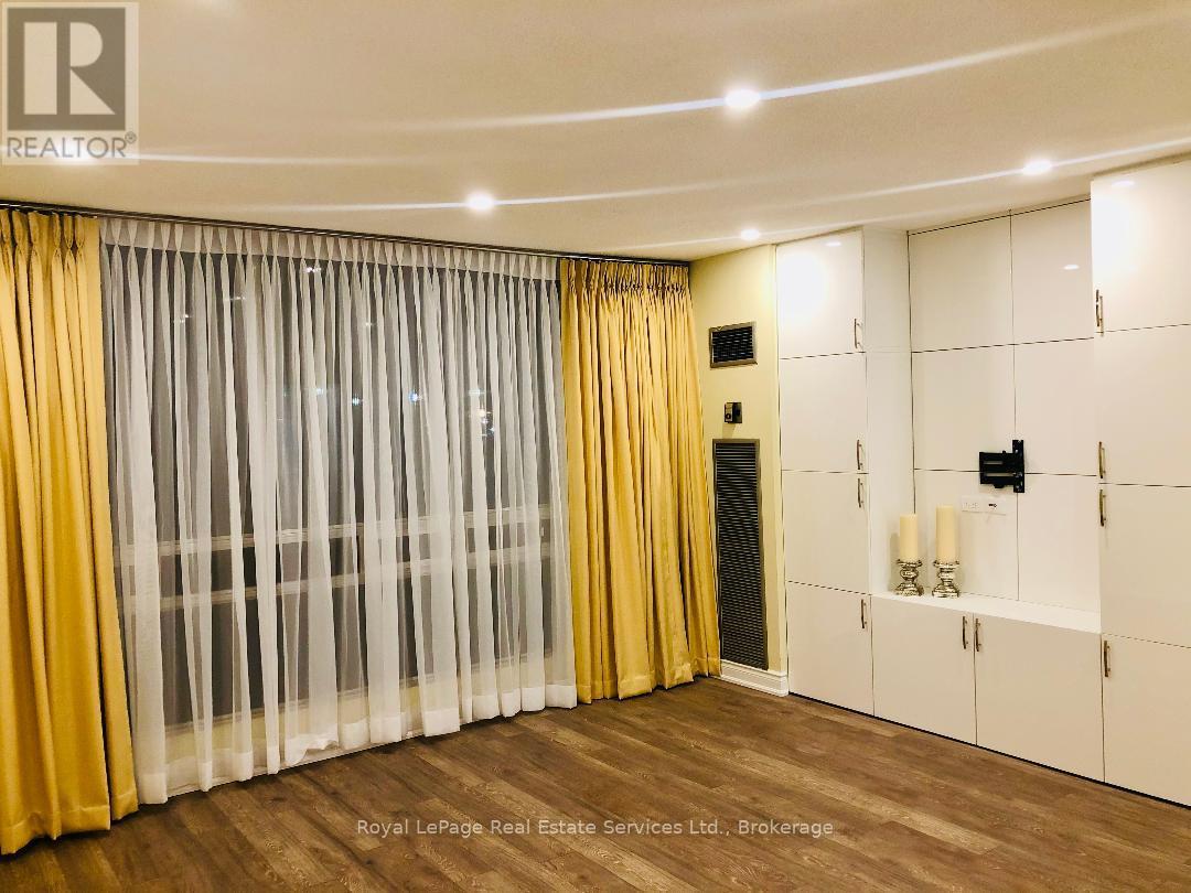 2185 Marine Drive 105