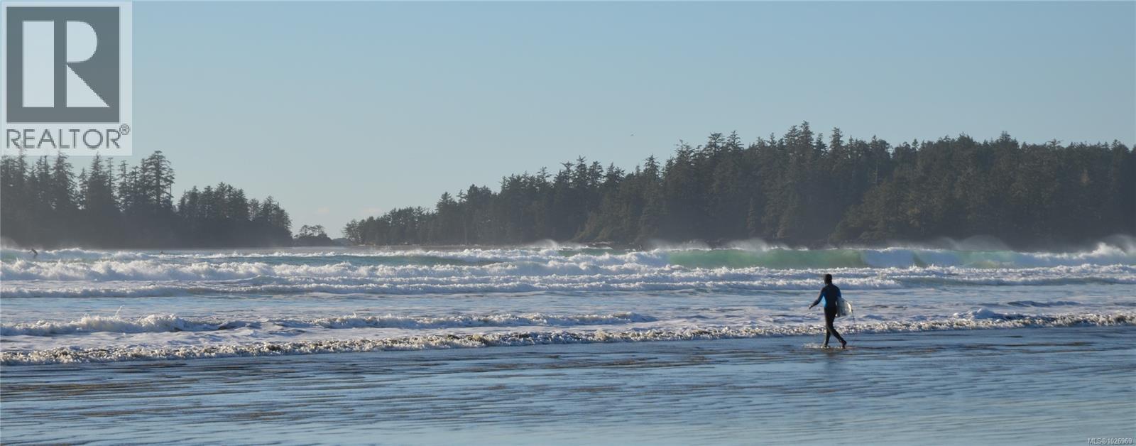 204 596 Marine Dr, Ucluelet