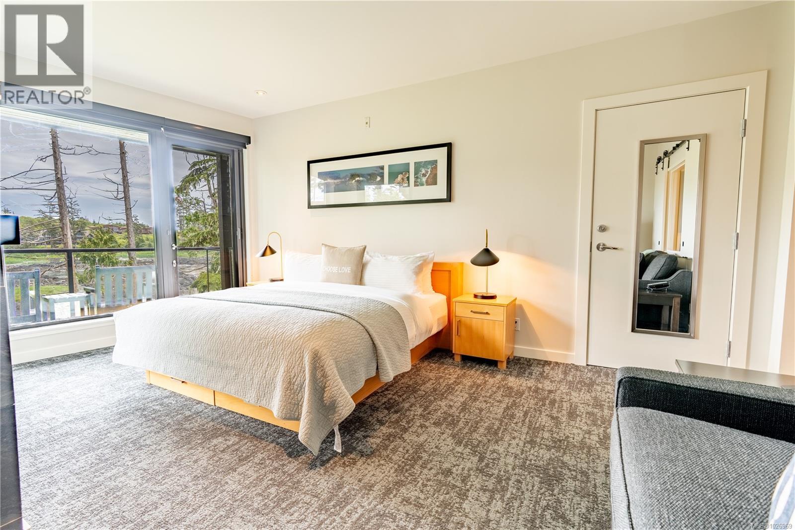 204 596 Marine Dr, Ucluelet