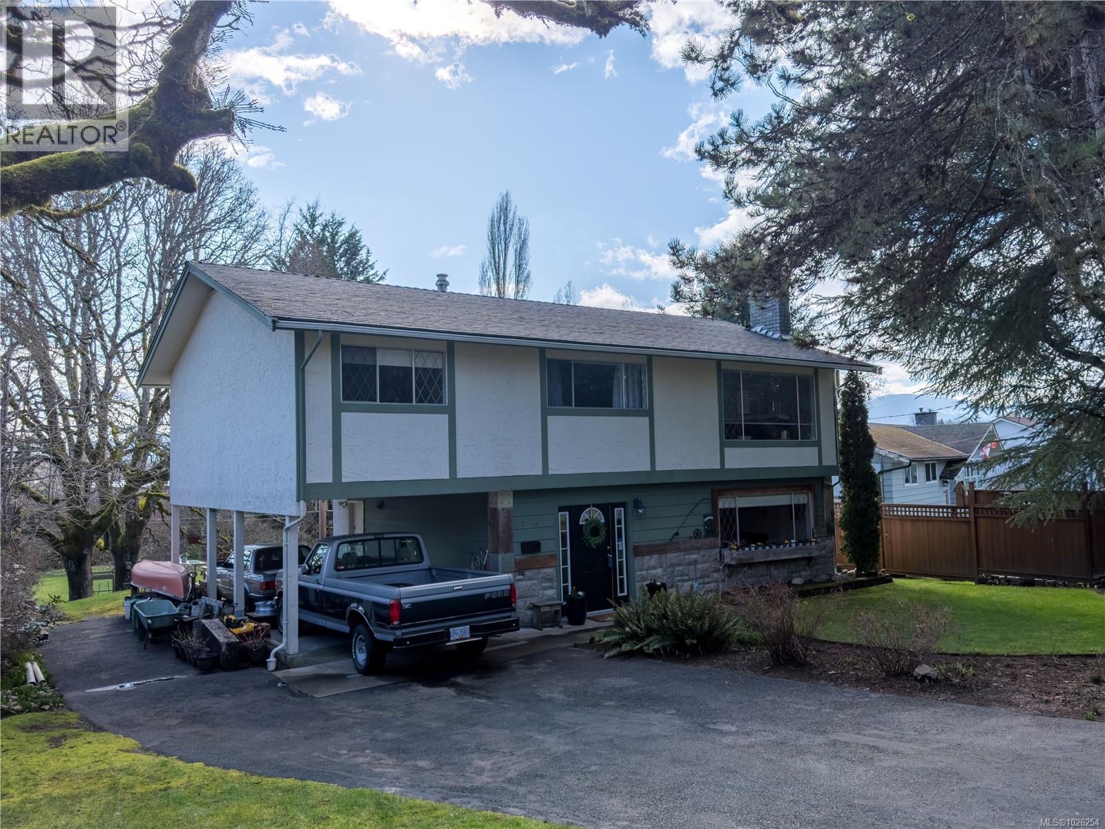2444 Seine Rd - Main photo, Duncan, British Columbia