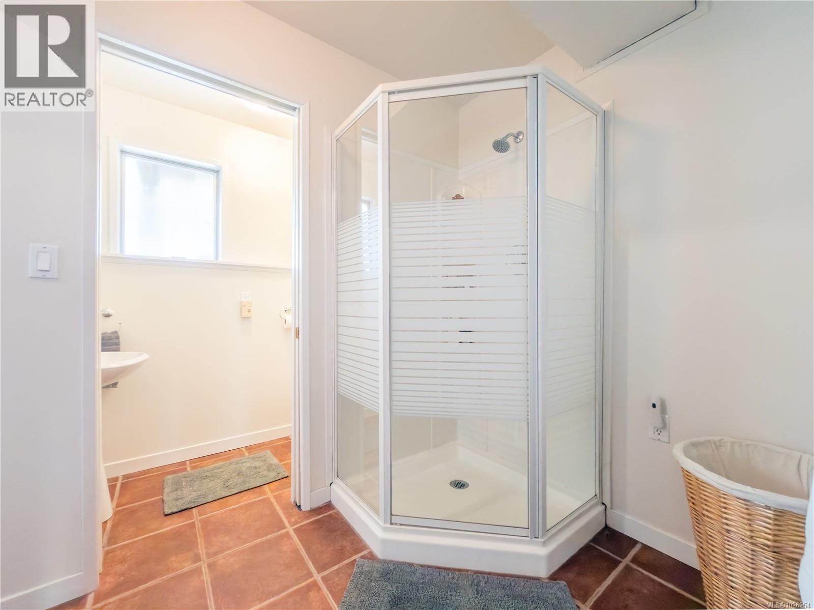 2444 Seine Rd, Duncan