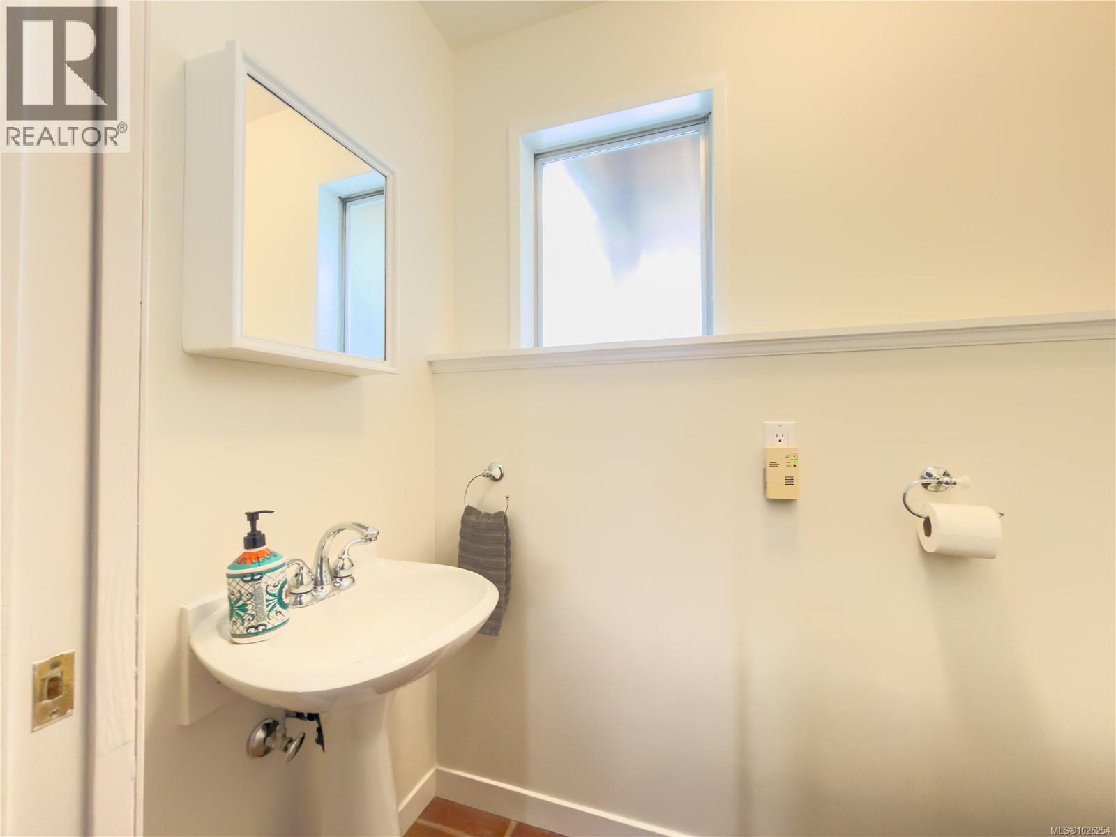 2444 Seine Rd, Duncan