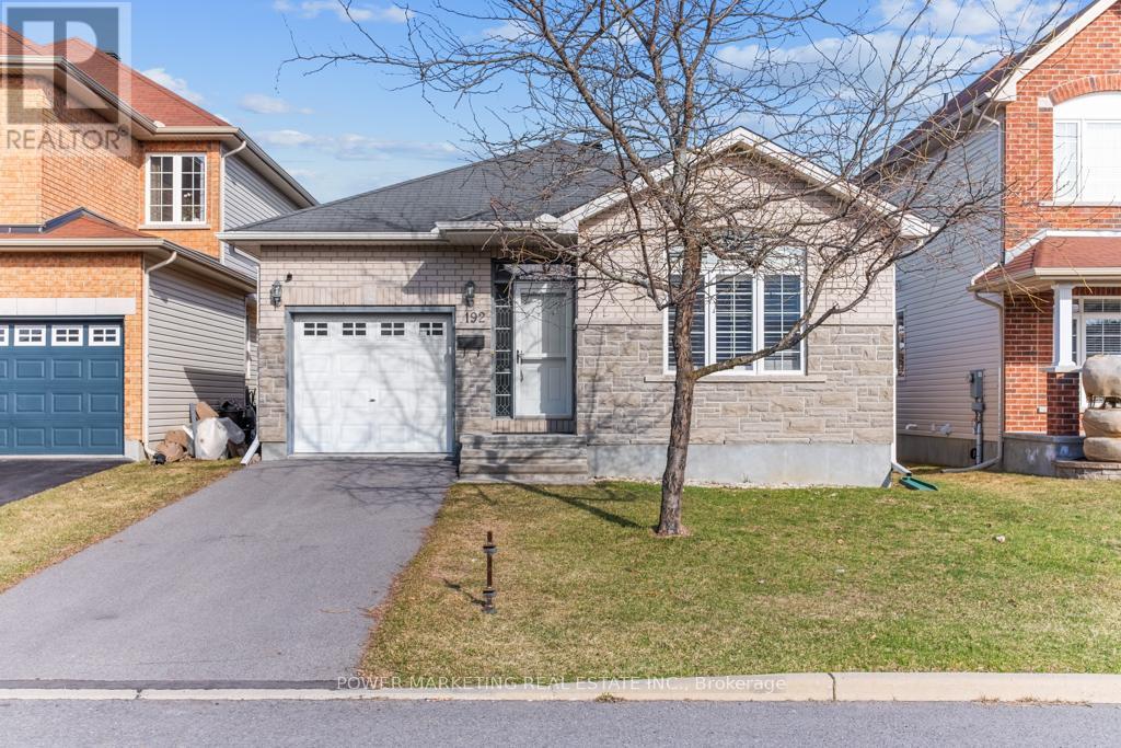192 FELICITY CRESCENT - 1