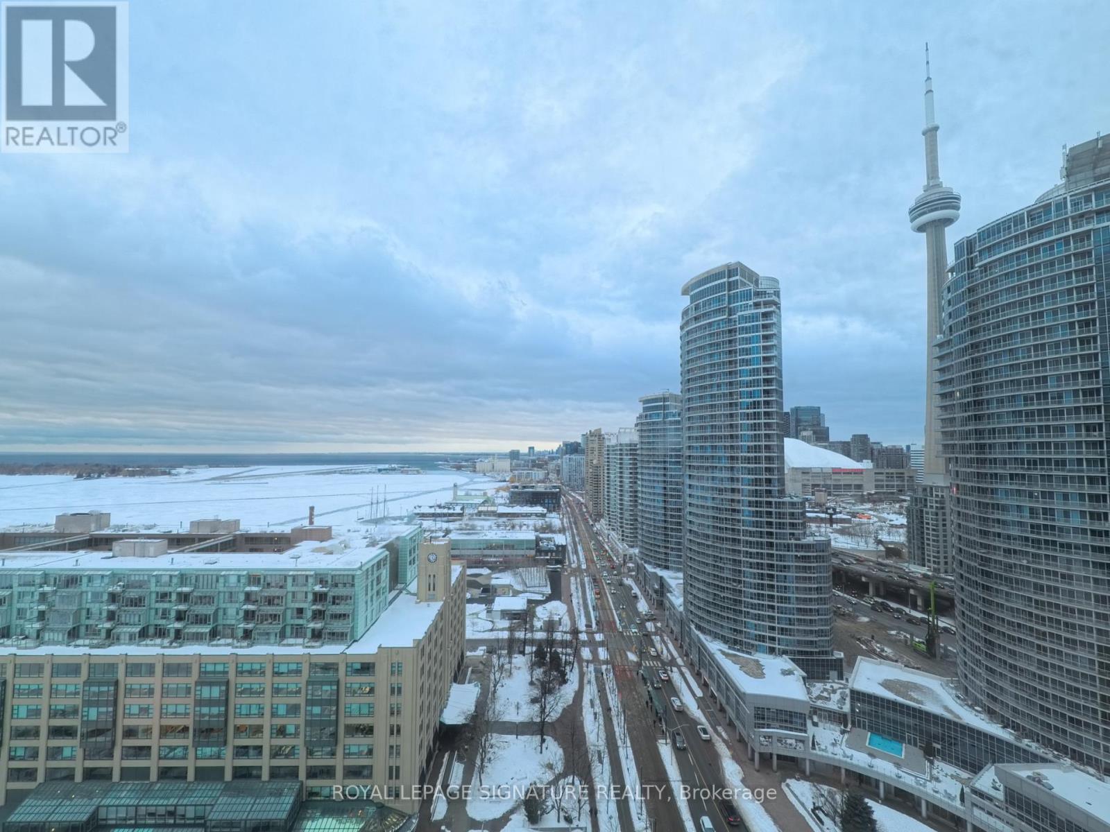 77 Harbour Square 2511