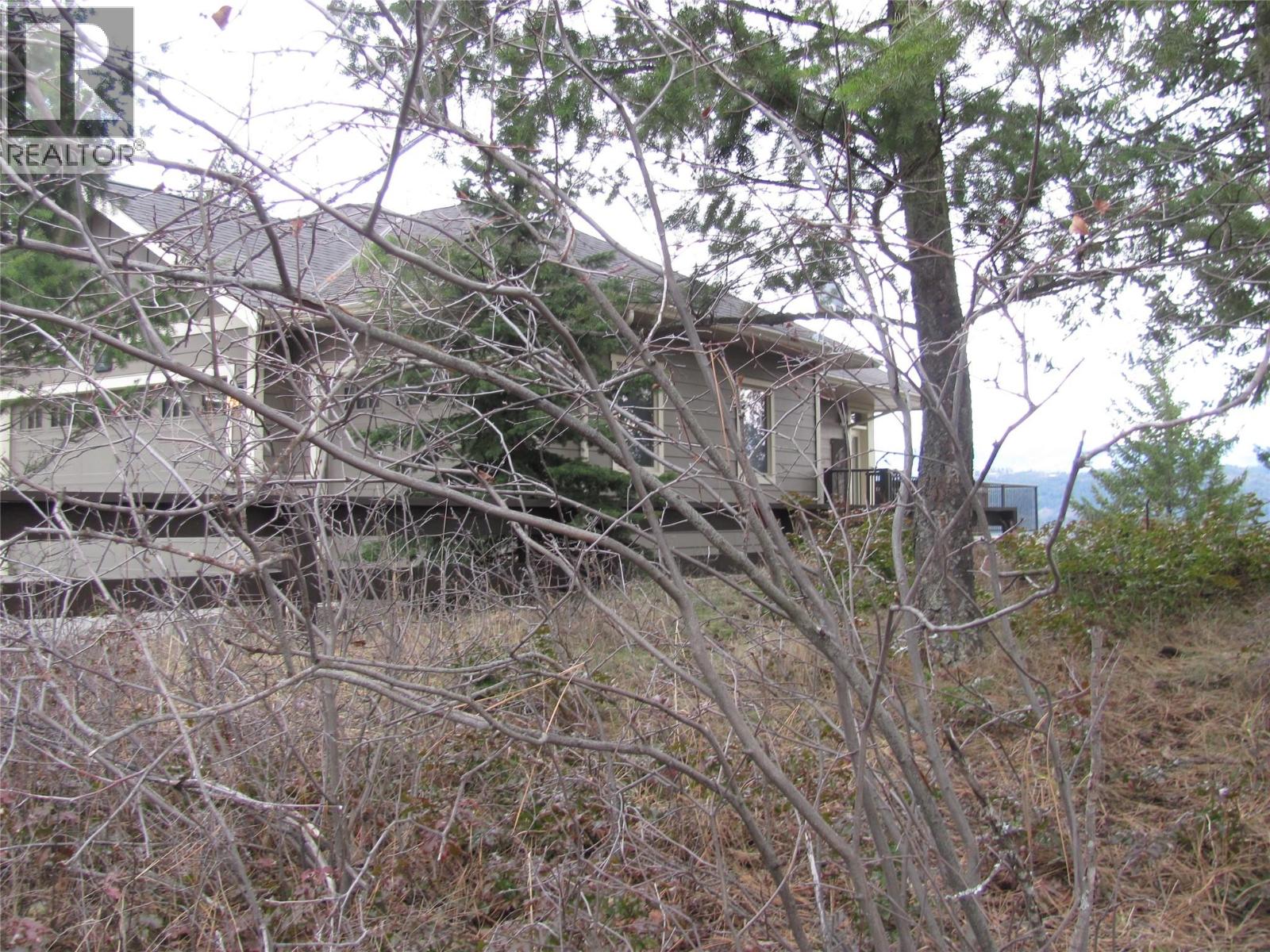  Crown Cresent Crescent, Vernon