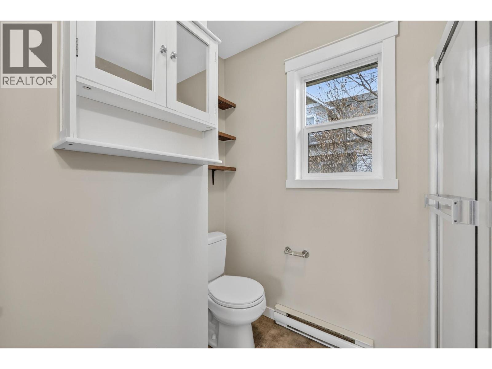 #27 124 Mills Road - 18
