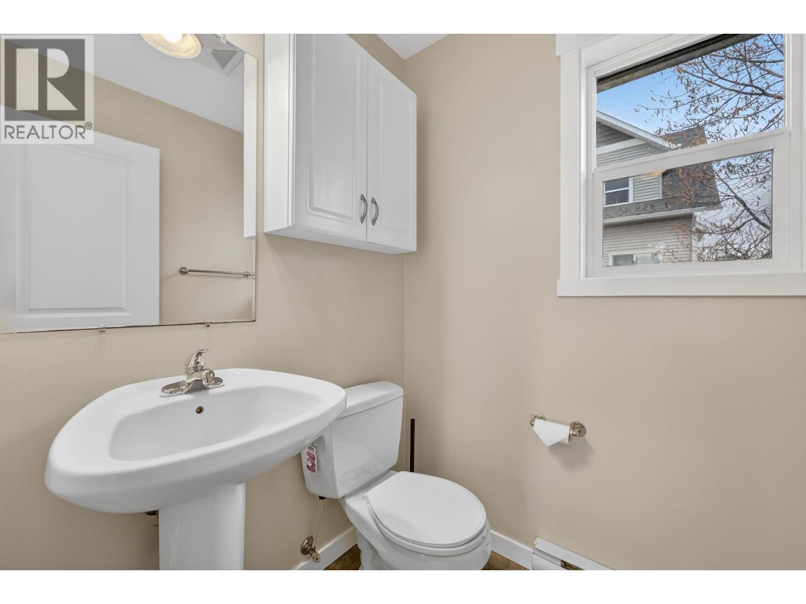 27 124 Mills Road, Kelowna