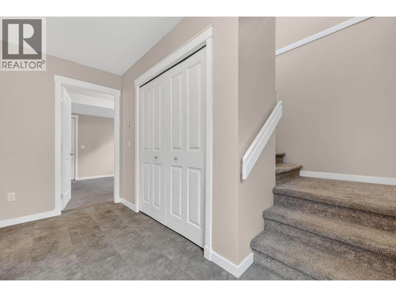 #27 124 Mills Road - 24