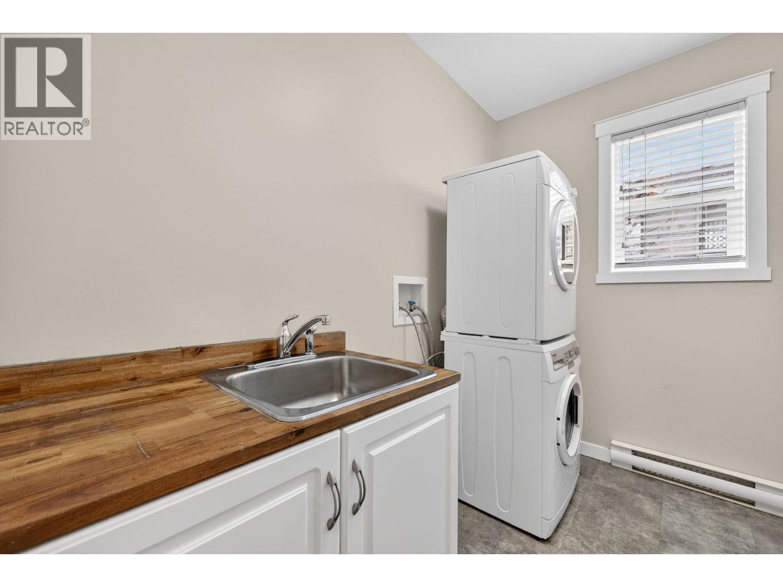 27 124 Mills Road, Kelowna