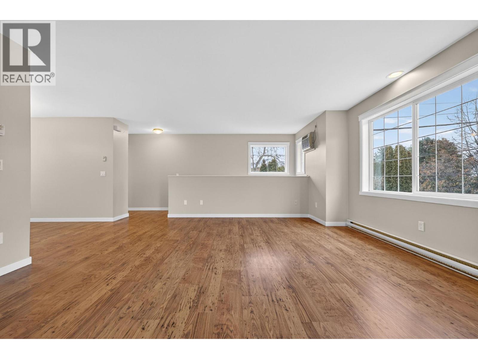 27 124 Mills Road, Kelowna