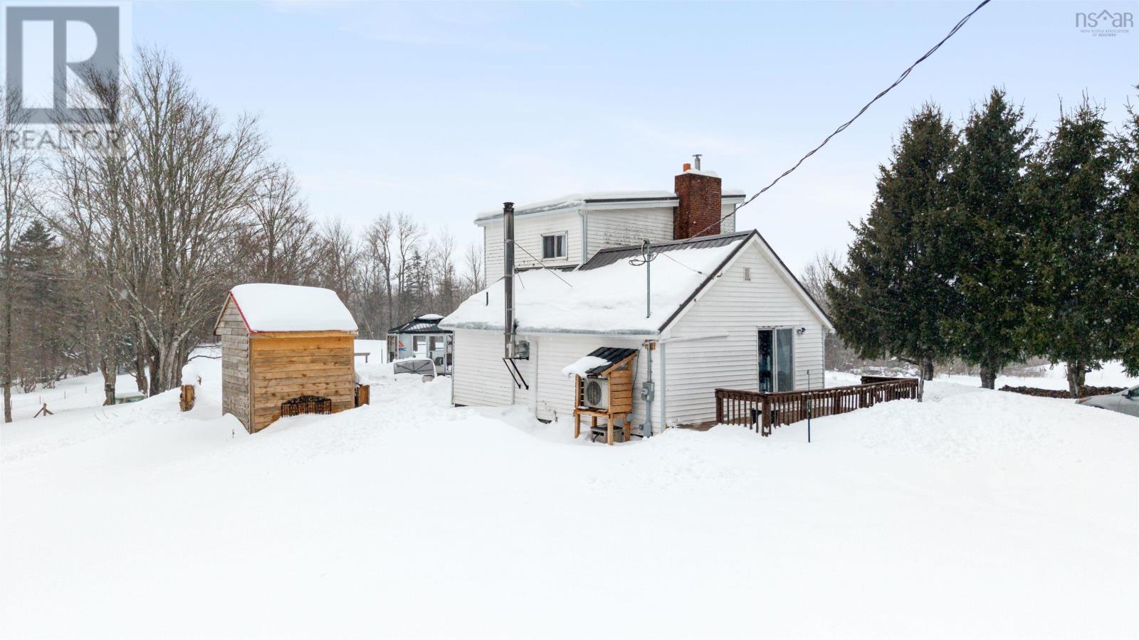 Property photo of 997 East River East Side Road