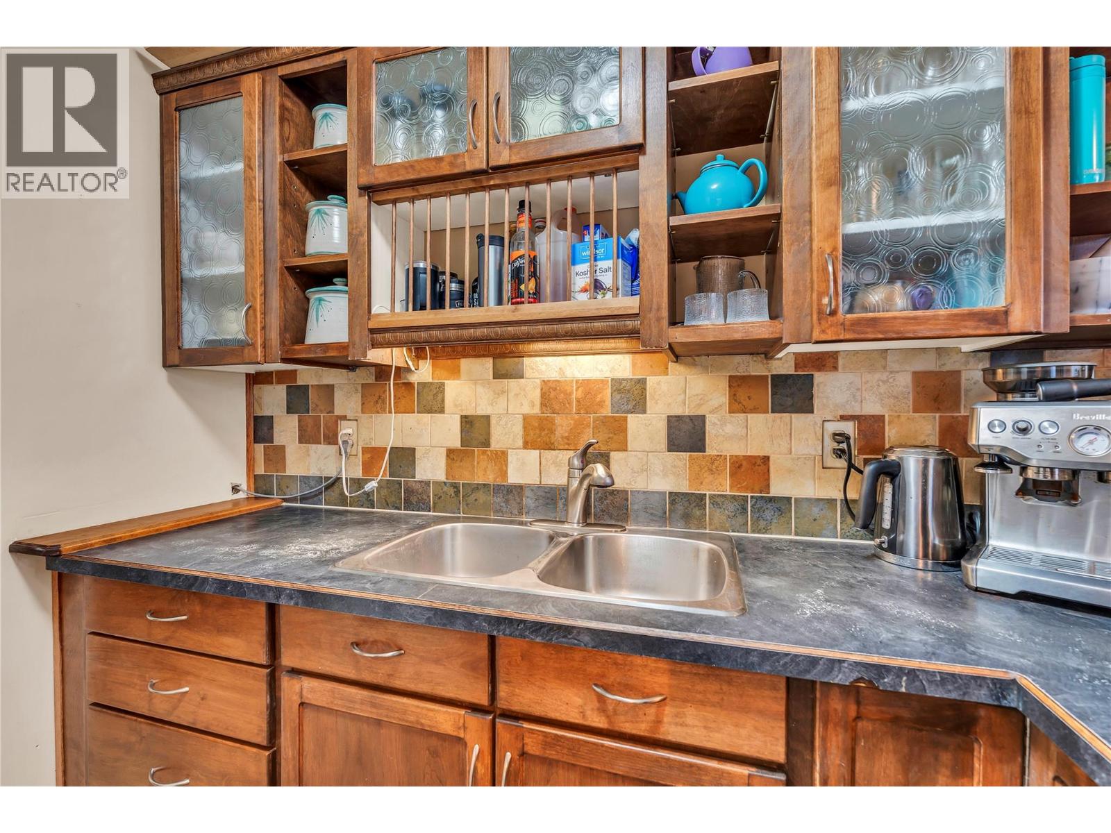 312 803 Fairview Road, Penticton