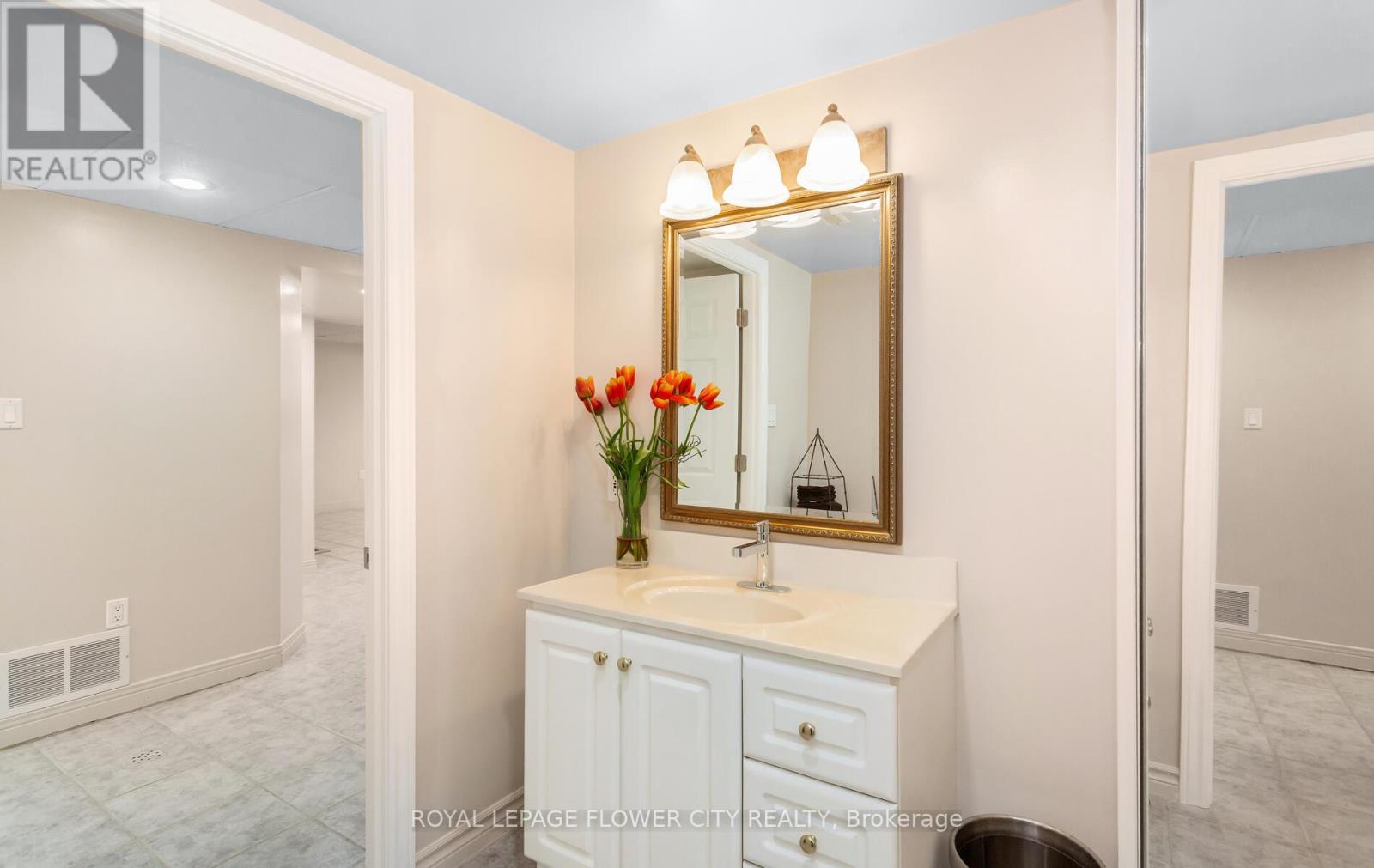 Single Family House for Sale in  NEWGREEN CRESCENT Brampton (Westgate) 