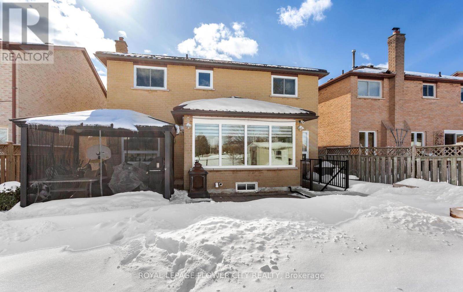 Single Family House for Sale in  NEWGREEN CRESCENT Brampton (Westgate) 