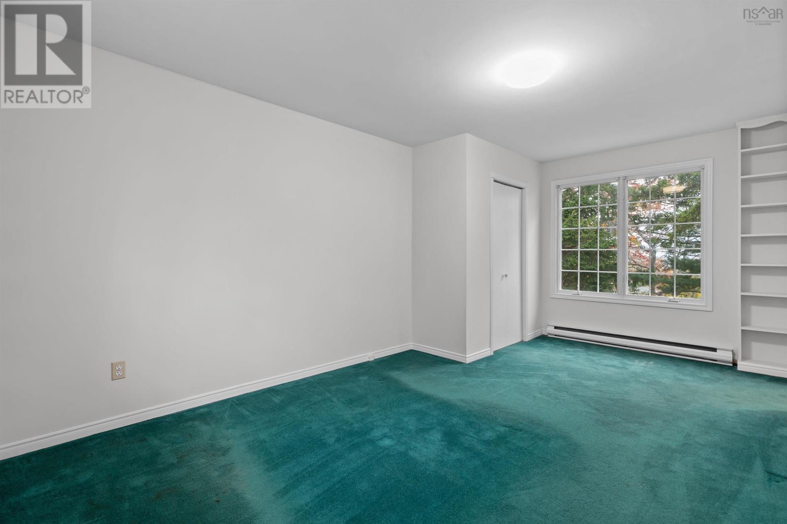 Property 44 of 51 of 43 Deepwood Crescent