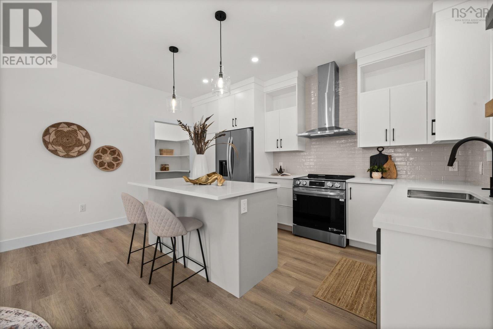 Property 8 of 48 of E 140 Stephs Street