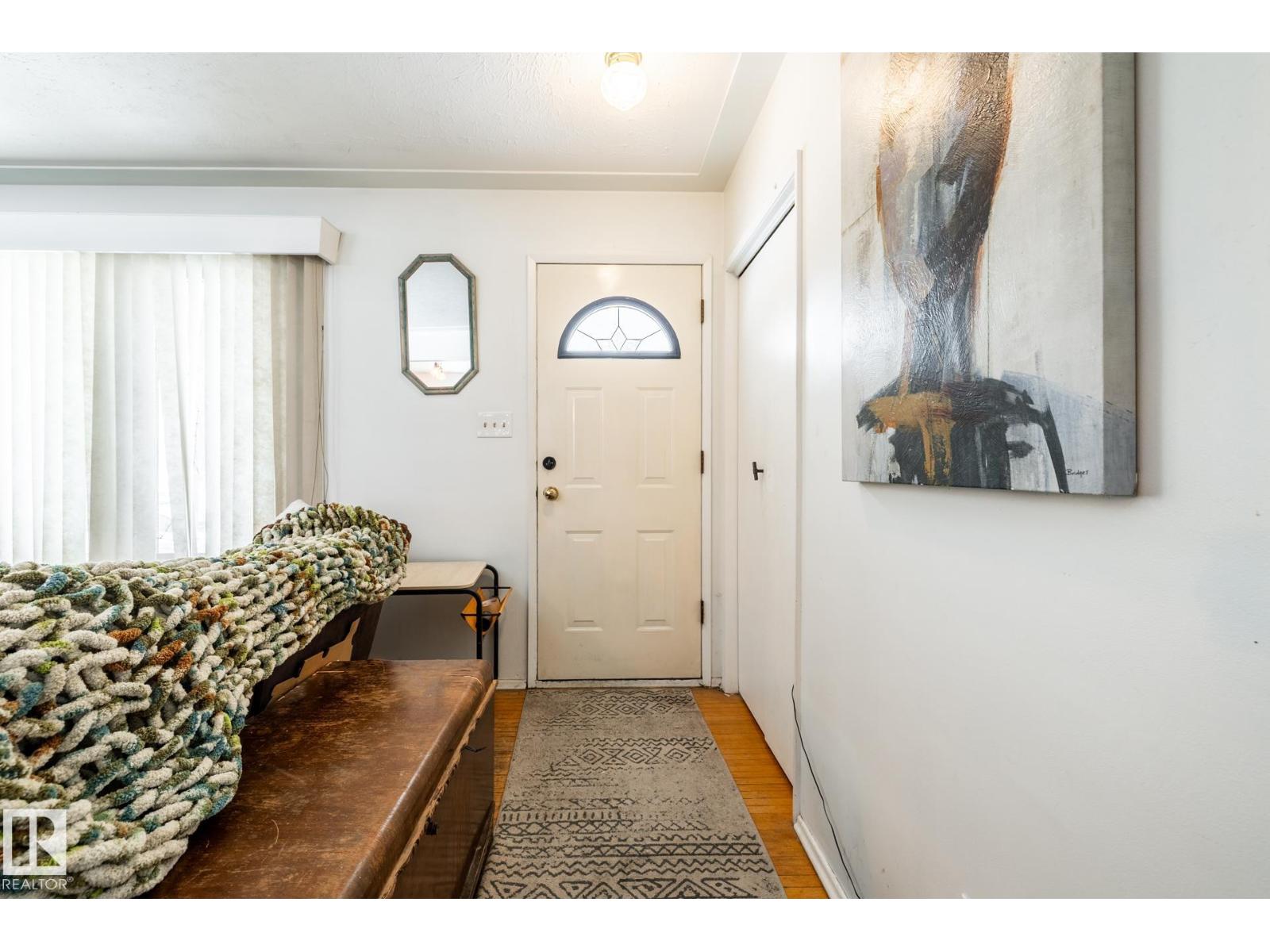 12231 47 ST NW - 4