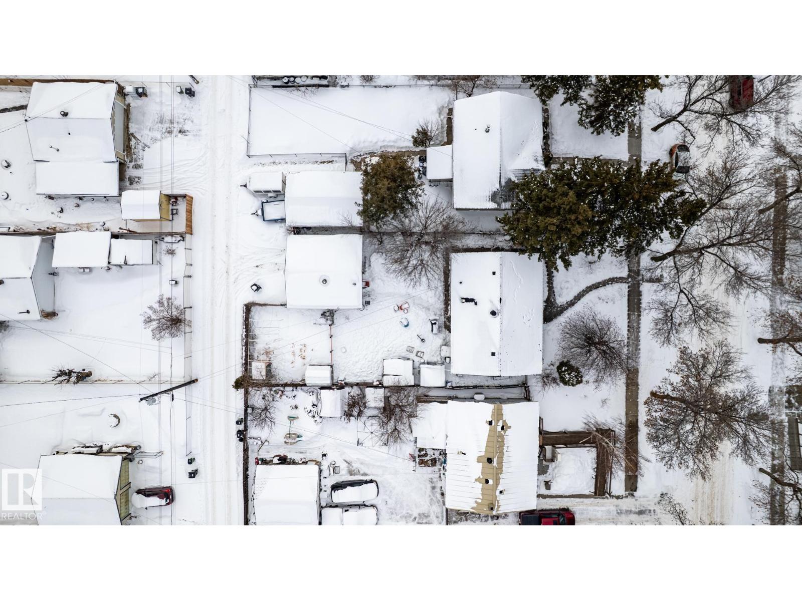 12231 47 ST NW - 44