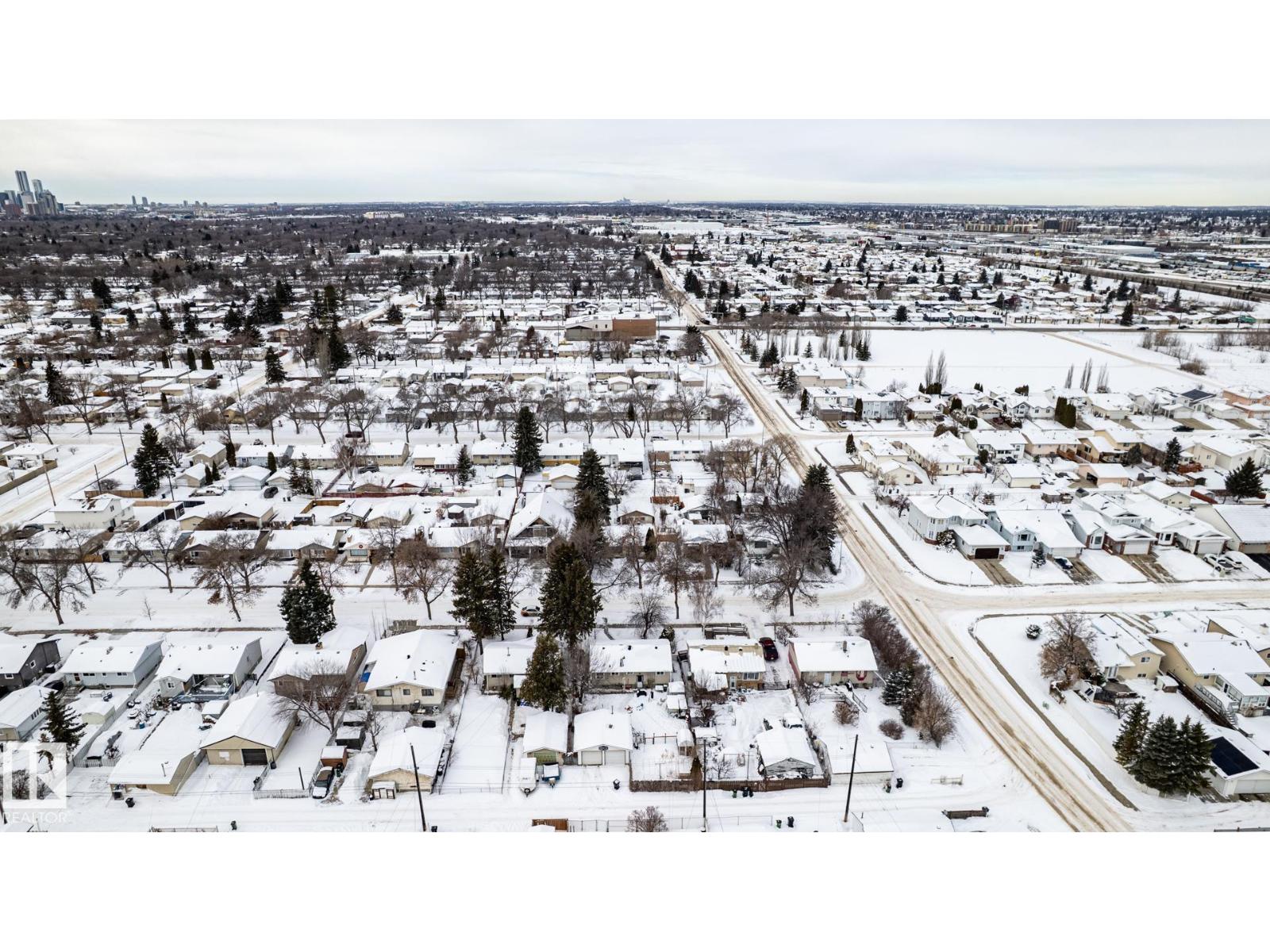 12231 47 ST NW - 46