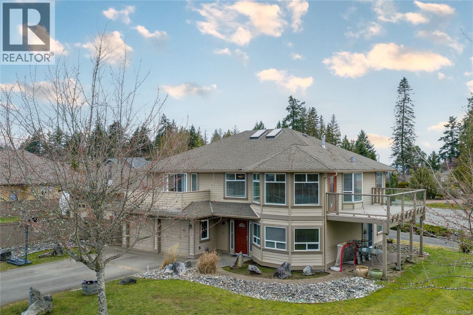 615 Chinook Ave, Parksville