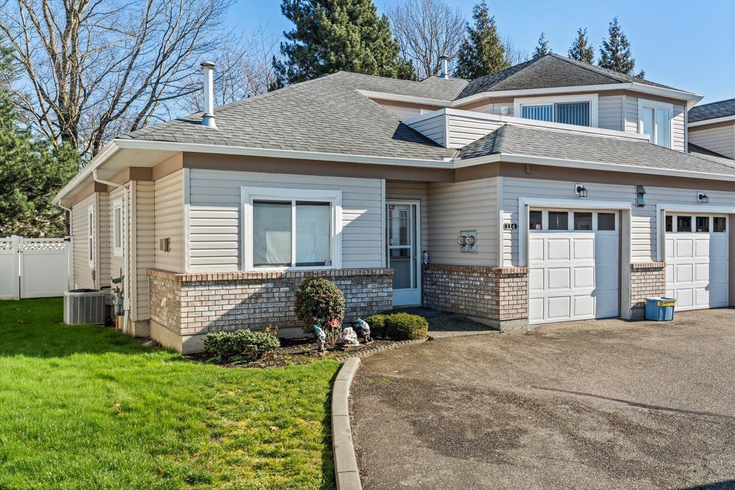 114 8485 YOUNG ROAD, Chilliwack Proper South, Chilliwack