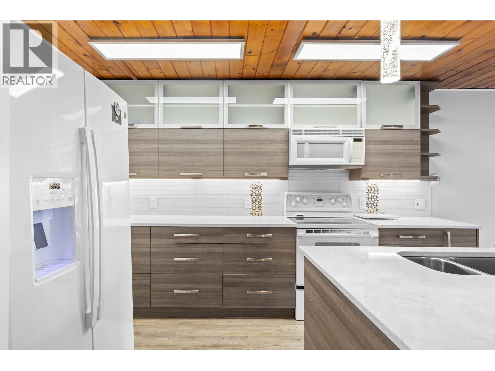 2 7779 Okanagan Landing Road, Vernon