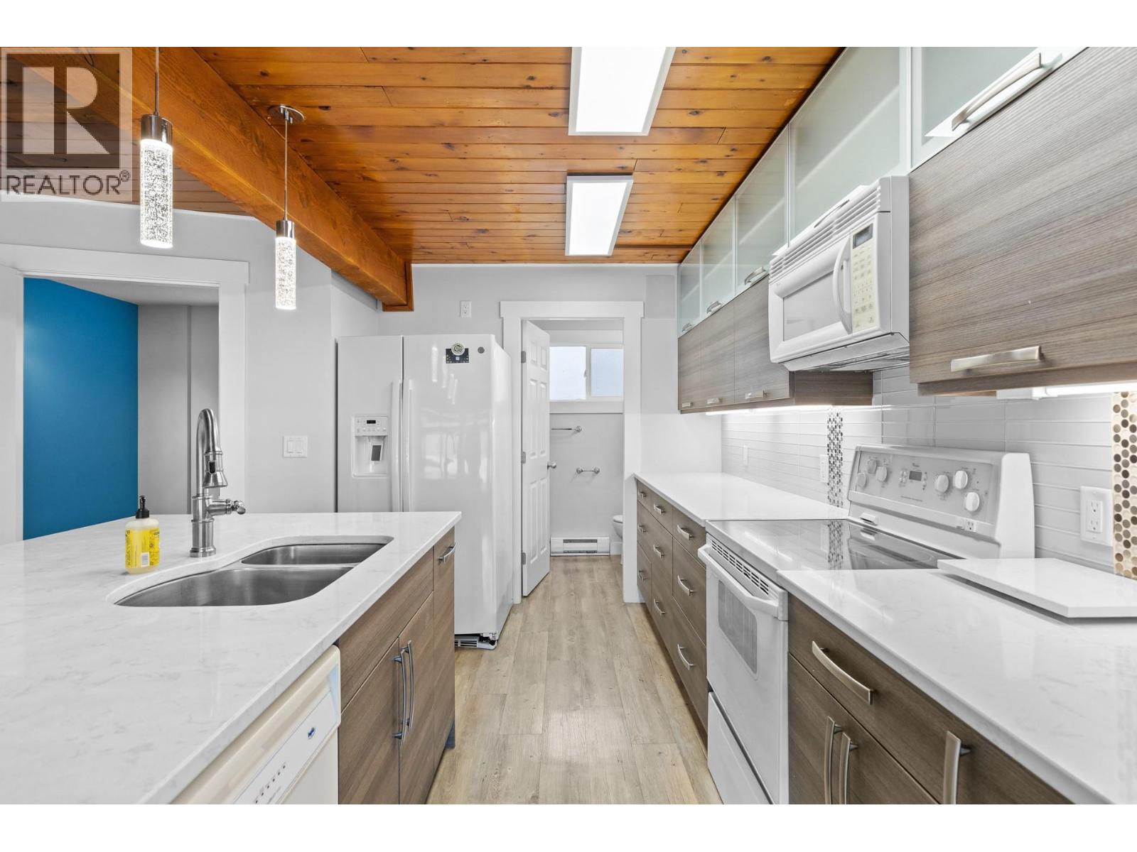 2 7779 Okanagan Landing Road, Vernon