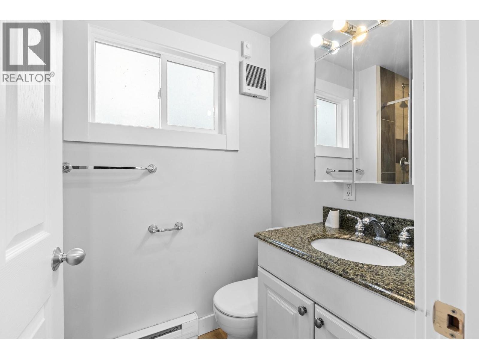 2 7779 Okanagan Landing Road, Vernon